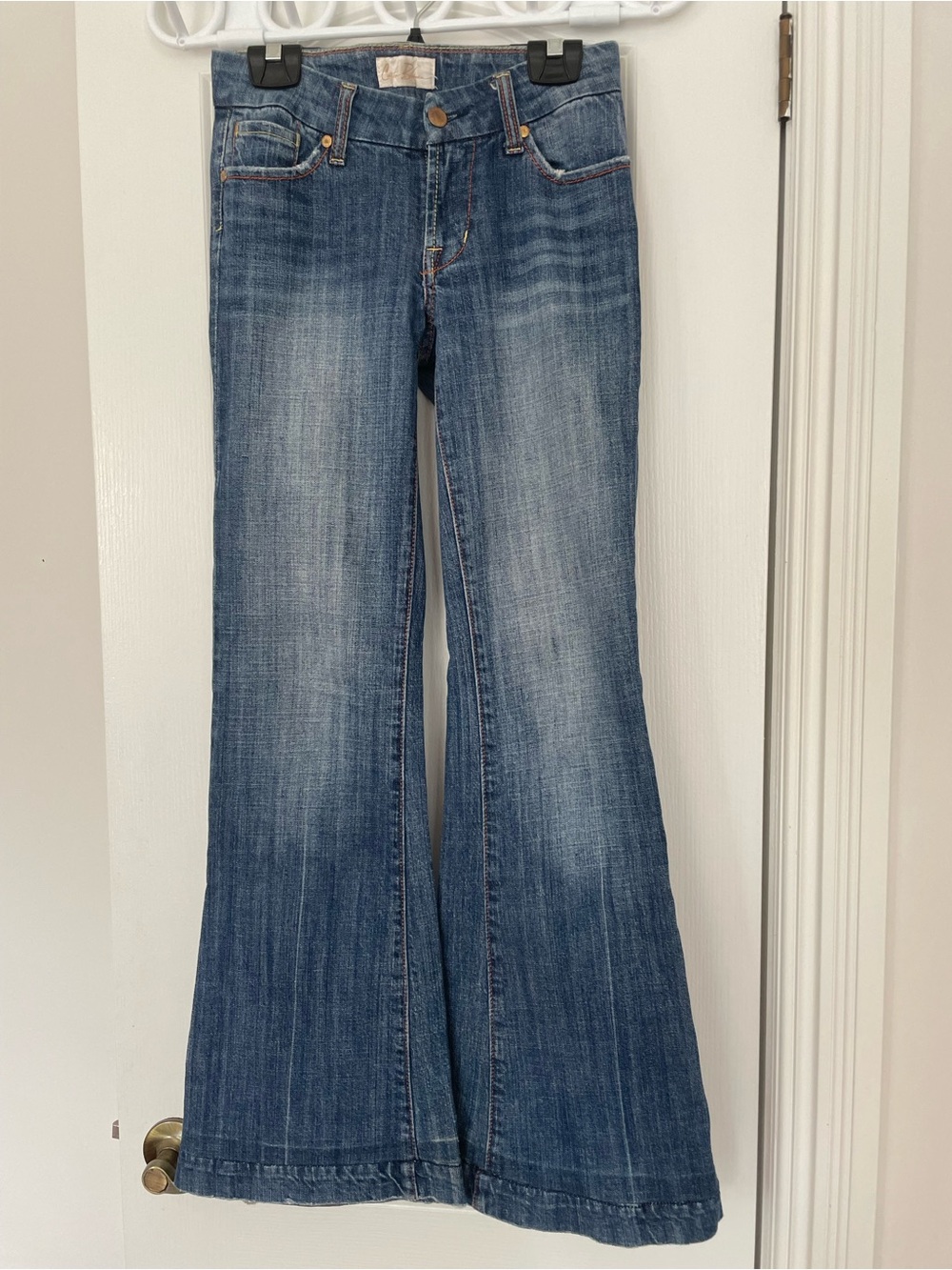 Costa Blanca women’s wide-leg flare jeans, size U.S 25, gently worn, in blue